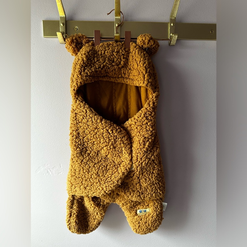 Blue Snail Brown Bear Sherpa Swaddle Blanket